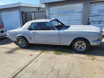 1966 Ford Mustang