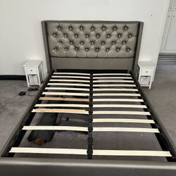 Queen Tufted Bed Frame 