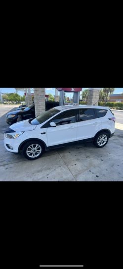 Ford Escape 2017