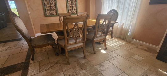 dining table with 6 solid-wood chairs