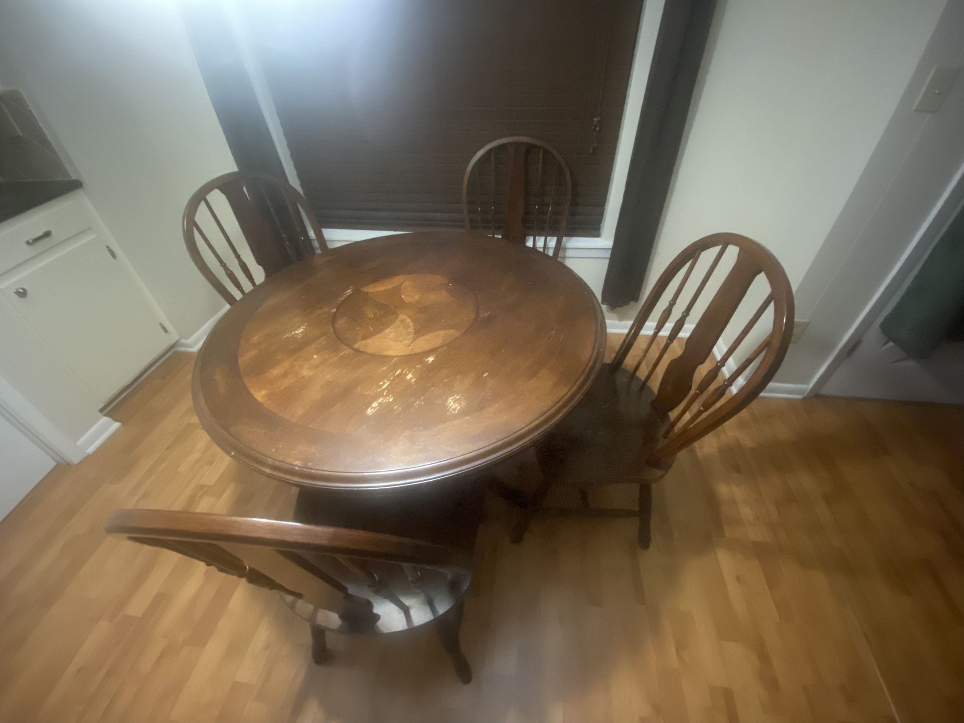 Wood Kitchen Table & 4 Chairs