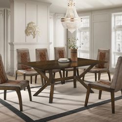7 Pieces dining room set 