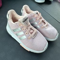 Great Condition Girls 8c Adidas Cloud Foam $15 