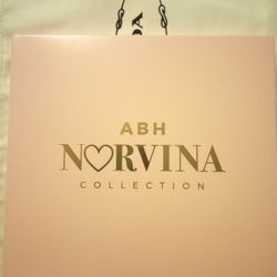 Eyeshadow Palette Norvina Collection New