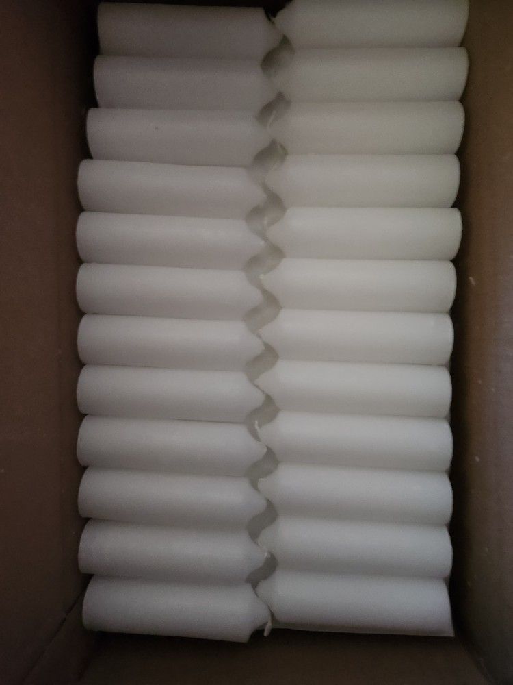 200 Brand New Emergency Candles