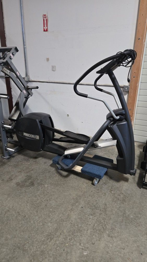 Precor 5.23 Elliptical- Pending sale