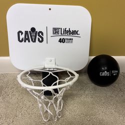 Cleveland Cavs Mini Clip On Basketball Hoop With Ball