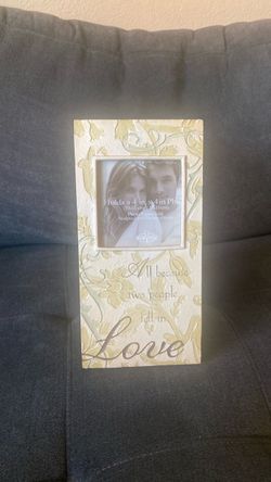 New View Sculpted Love Sentiment Photo Frame