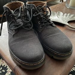 Size 11M Doc Martens AirWair