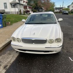 2006 Jaguar XJ • XJ8 Sedan 4D