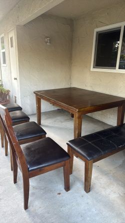 Dining Set