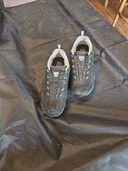 Size 7.5 Ladies Sketchers