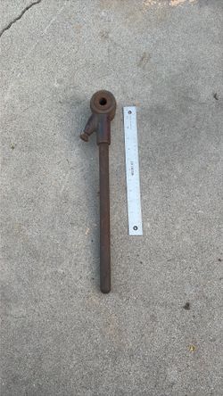 Pipe threading ratchet handle tool