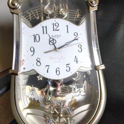 Musical Wall Clock 
