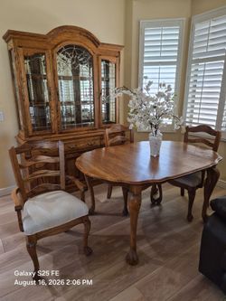 Dining table, 8 chairs, buffet hutch set