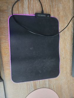 Gaming mouse pad