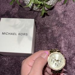 Mk Woman Watch 