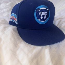 Hat Club Gum Pack Blue Cubs Fitted