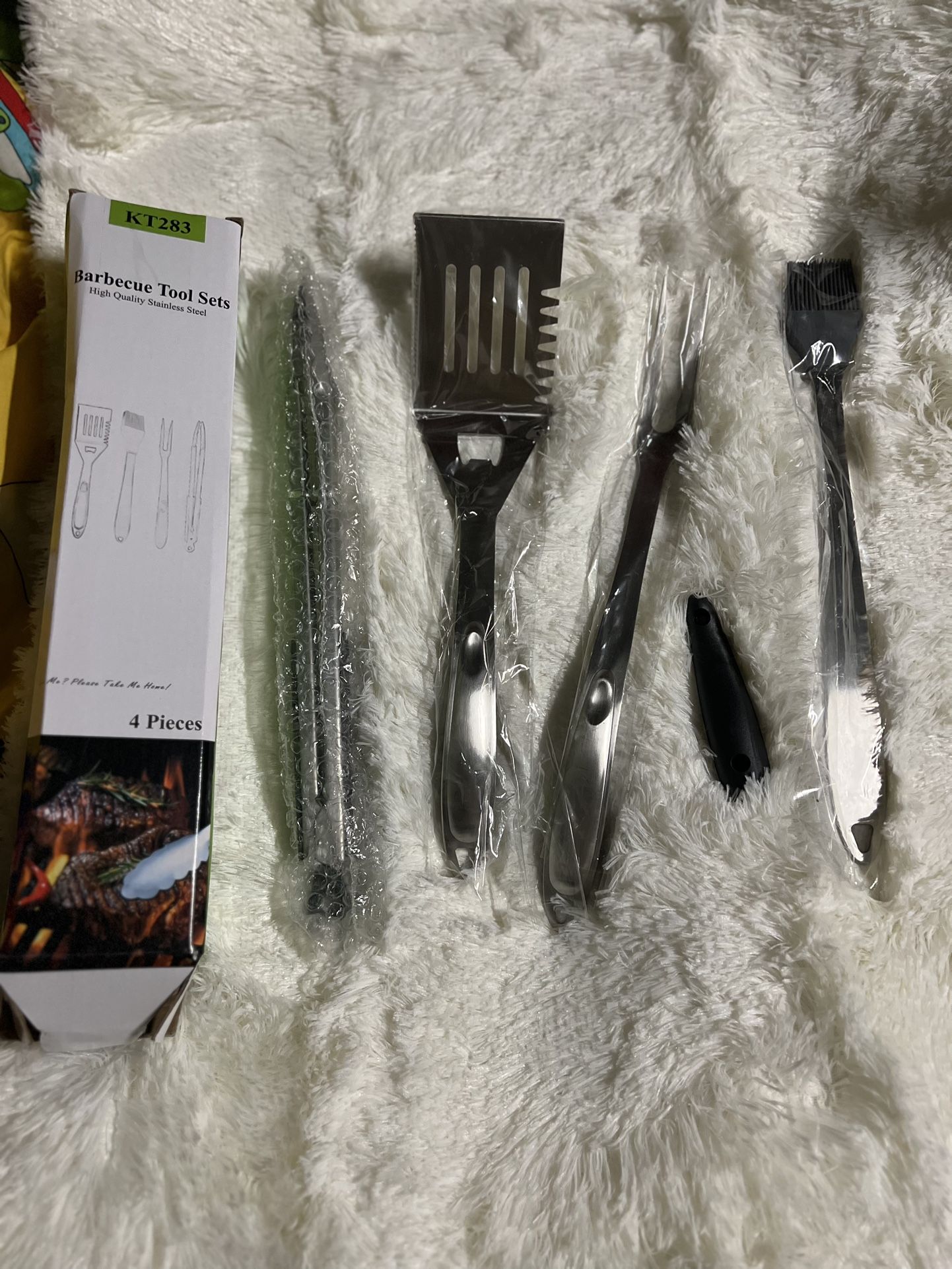 Barbecue tool set 4 pcs—brand new