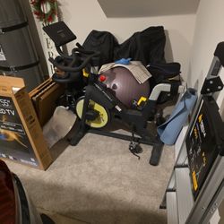 Exercise Bike IDK if It works. FREE