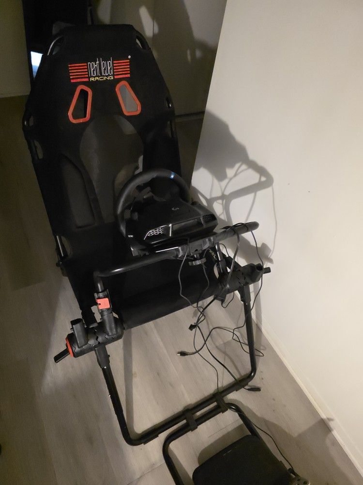 G29 Racing Wheel & Racing Seat