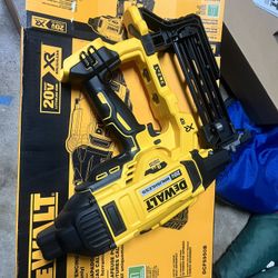 Dewalt Fencing Stapler 