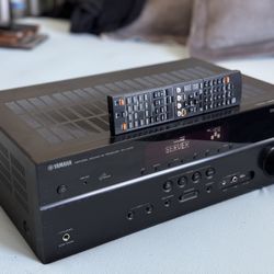 YAMAHA RX-V475 1-channel Home Theater Receiver with Apple AirPlay