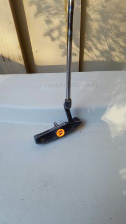 Golf putter