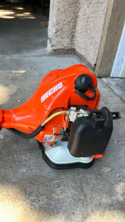 Echo weed eater $150 like new