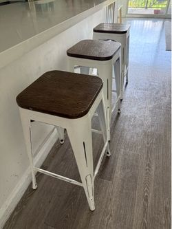 3 FARMHOUSE STOOLS