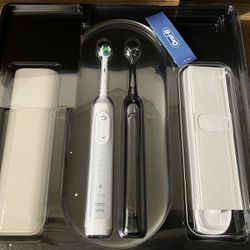 Oral B Electric toothbrush. BRAND NEW!!! 