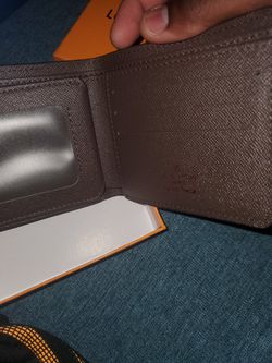 New LOUIS VUITTON wallet for Sale in Orlando, FL - OfferUp