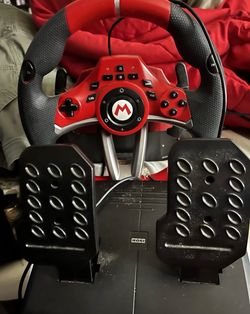 HORI Mario Kart Racing Wheel Pro Deluxe Wired w/ Pedals Red/Black Switch