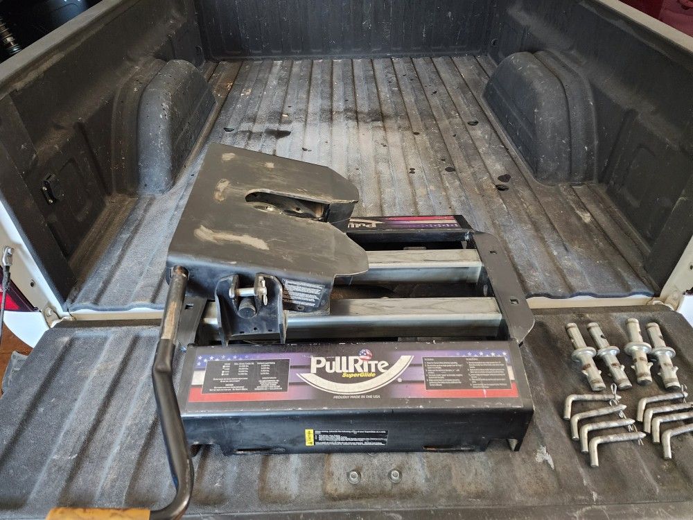 PullRite 4400 20K SuperGlide 5th wheel hitch