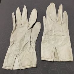Vintage Chanel gloves size Small