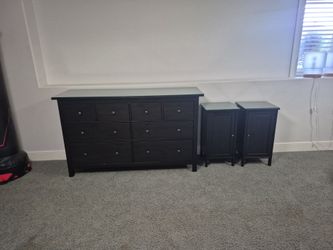 8 drawer dresser and nightstand set, ikea, color black brown,, glass tops included