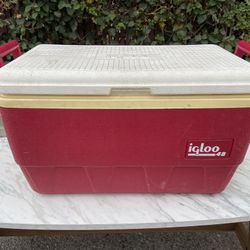 Vintage IGLOO COOLER