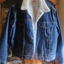 Chamarra Levi's, Hecha En USA SIZE LARGE  O EXTRA LARGE, DE LOS AÑOS 1980 