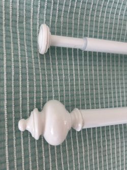 double curtain rod White double curtain rod