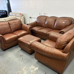 3pc Leather sofa