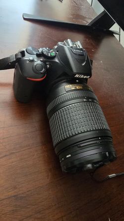Nikon D5500 DSLR camera + accessories