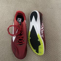 Brooks Distance Spikes - Size 10.5