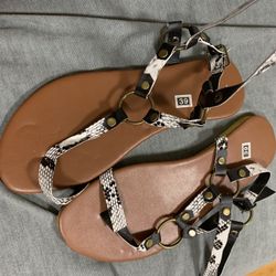 Size 8 Faux Snake Pattern Flats