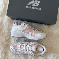 New Balance 1906R "White Sun Fade Red" | Brand New (Women's 8.5 / 7Y)