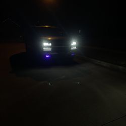 $3000 2002 chevy tahoe willing to trade and add cash on top for another car or truck