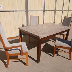 Kitchen Table 4 Chairs 