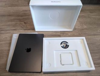 Apple MacBook Pro M5 14" 16GB/512GB
