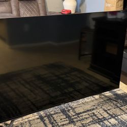 TV Hisense “65
