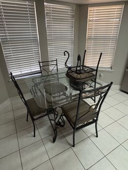 Kitchen table