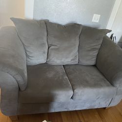 3-Piece Living Room Set $800 CASH ONLY